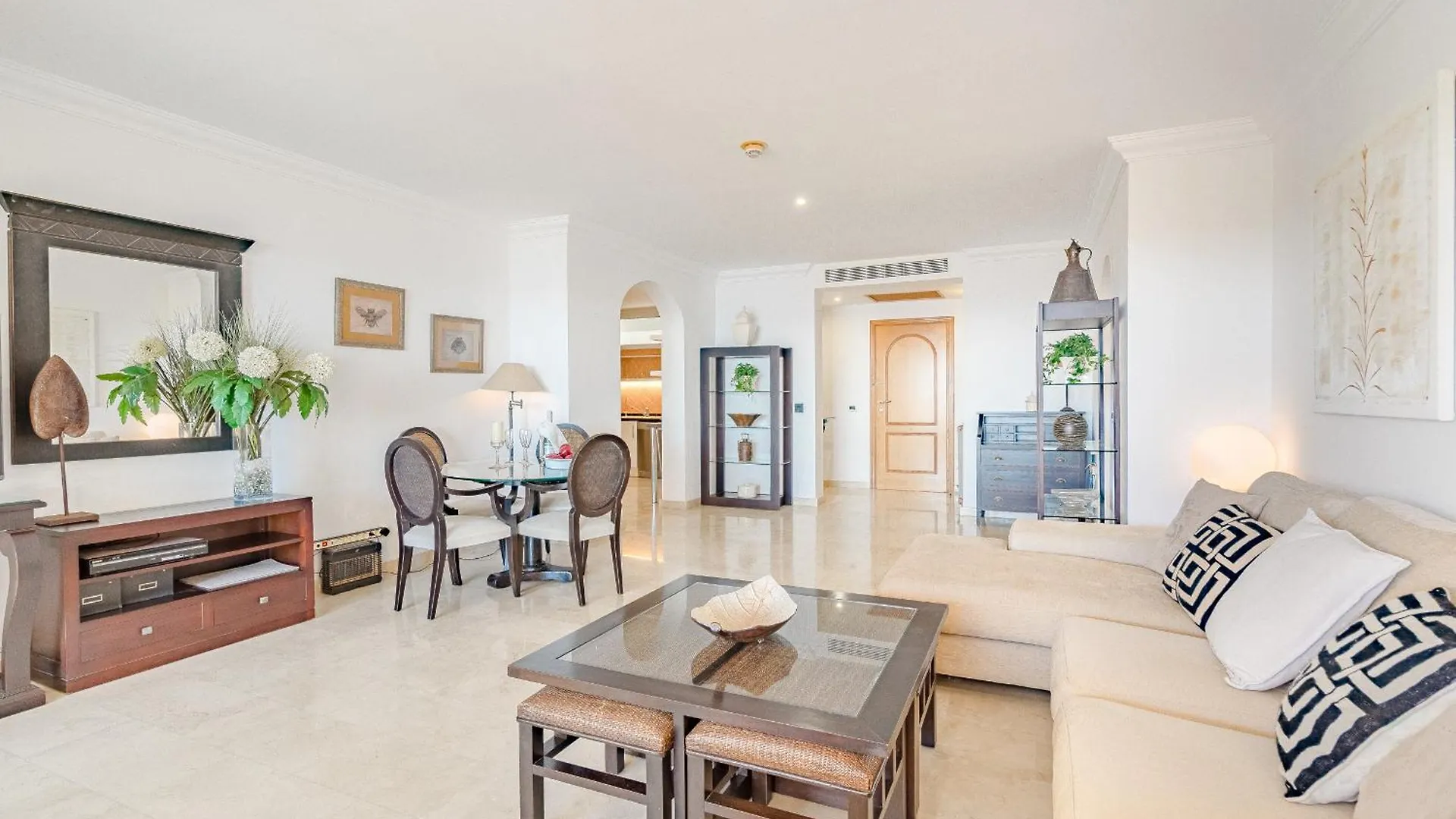 Sea View Apartment Nautico Suites San Miguel de Abona 0*,  Spanje